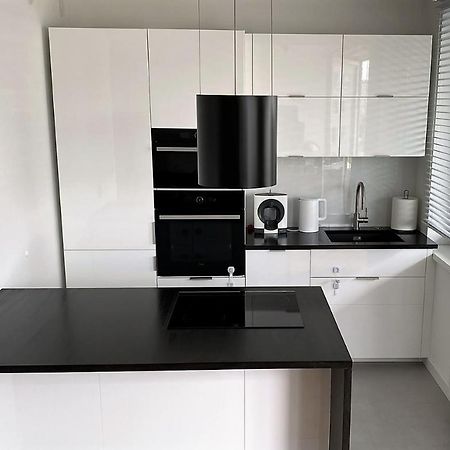 A Modern Apartment For 2 People Krakau Buitenkant foto
